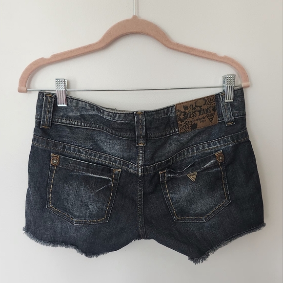 Guess jean shorts - Picture 3 of 6